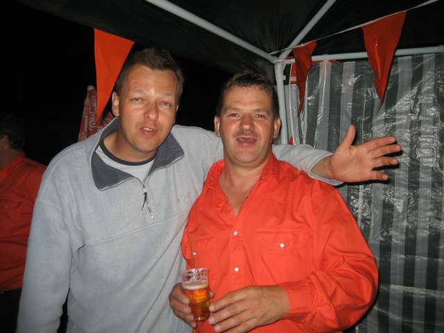 6KAMP 2006 Dorpshuis Vierhouten (Oranje/ijsvereniging)